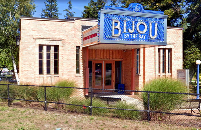 Bijou by the Bay